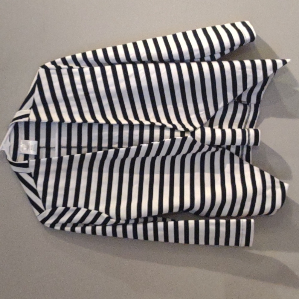 Serra women's small black white stripe open front 2 pocket blazer jacket‎